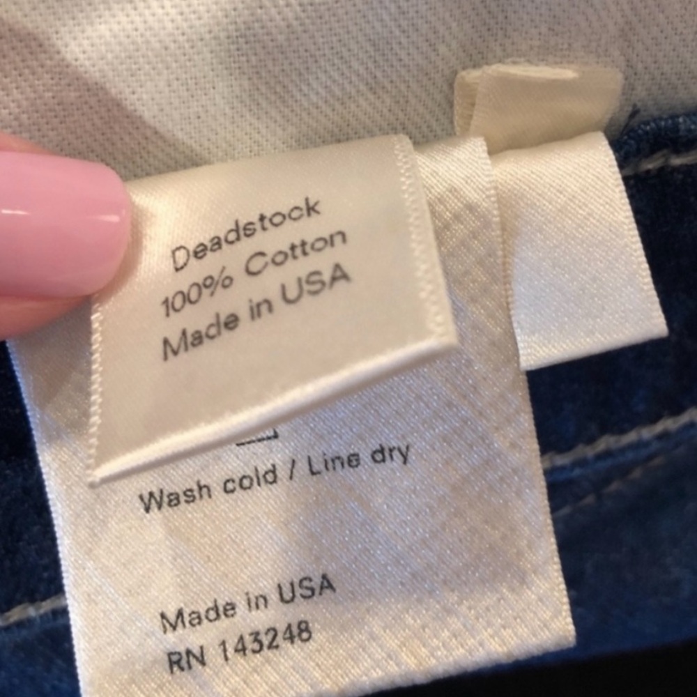 Reformation Max Jeans 26 vintage inspired carpenter Indigo wash frayed crop - Picture 3 of 11